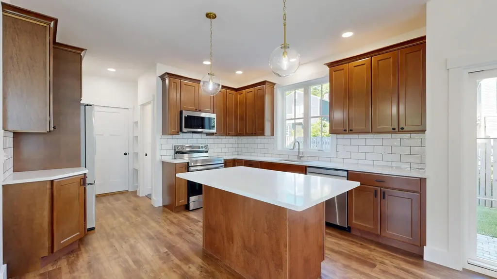 17 Magnolia Lane Gardiner ME 04345