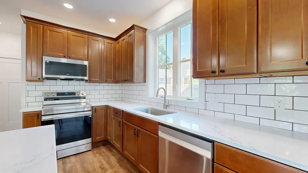 17 Magnolia Lane Gardiner ME 04345