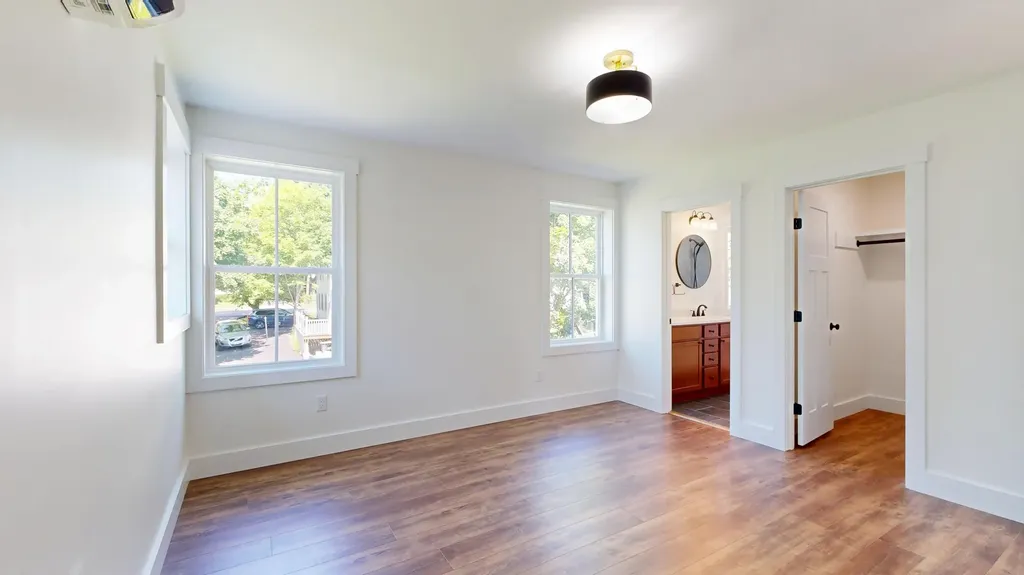 17 Magnolia Lane Gardiner ME 04345