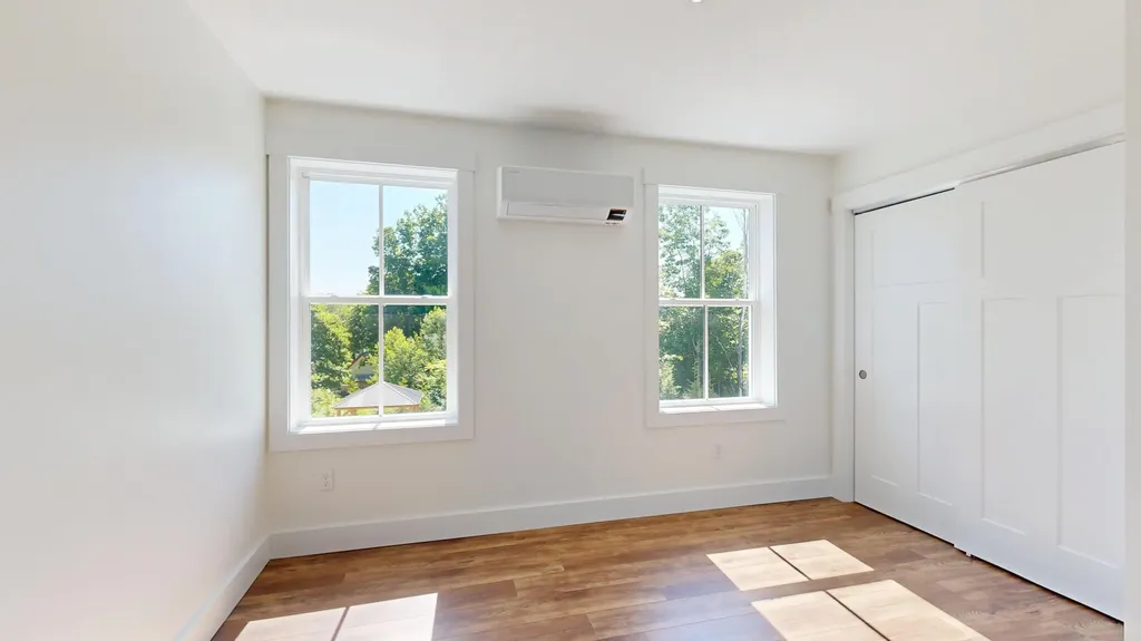 17 Magnolia Lane Gardiner ME 04345