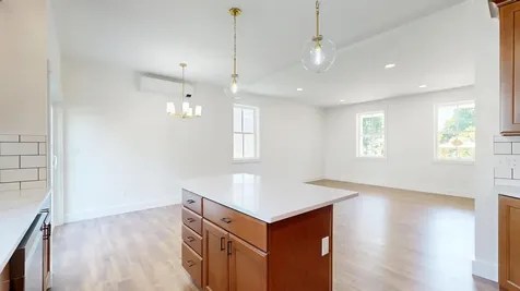 17 Magnolia Lane Gardiner ME 04345