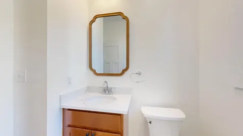 17 Magnolia Lane Gardiner ME 04345