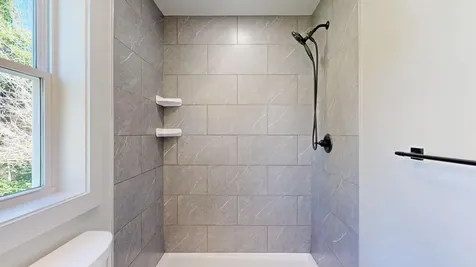 17 Magnolia Lane Gardiner ME 04345