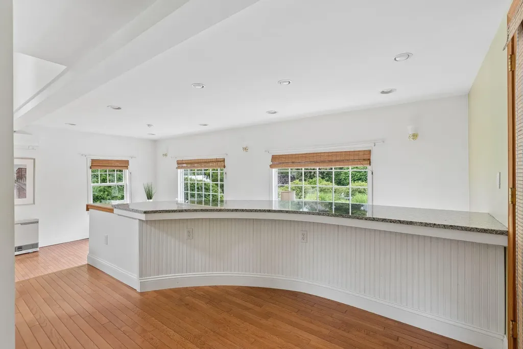 14 Fern Avenue Falmouth ME 04105