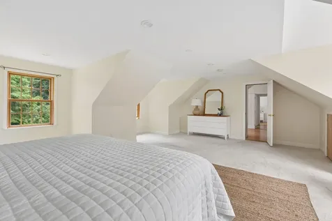 14 Fern Avenue Falmouth ME 04105