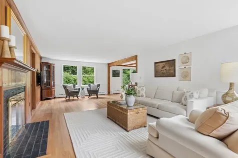 14 Fern Avenue Falmouth ME 04105