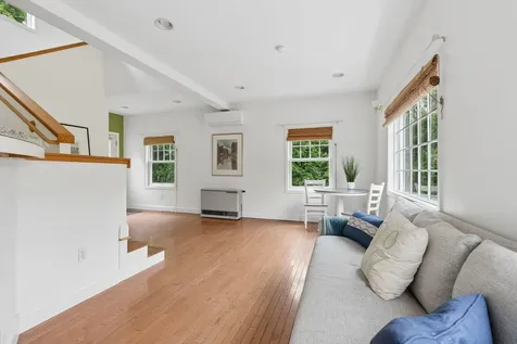 14 Fern Avenue Falmouth ME 04105