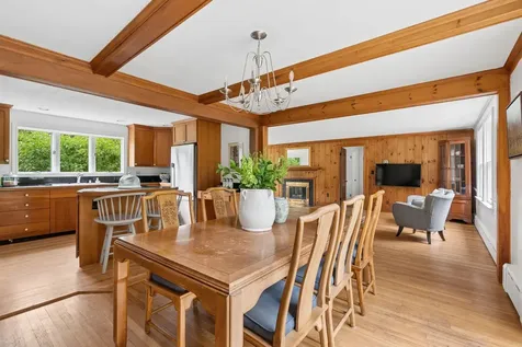 14 Fern Avenue Falmouth ME 04105