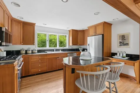 14 Fern Avenue Falmouth ME 04105
