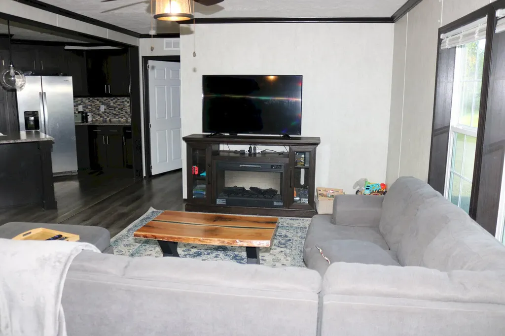 246 River Road Madison ME 04950