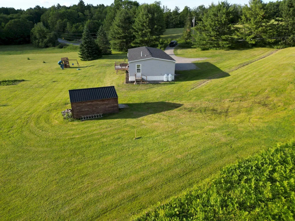 246 River Road Madison ME 04950