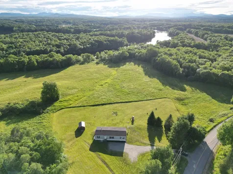 246 River Road Madison ME 04950