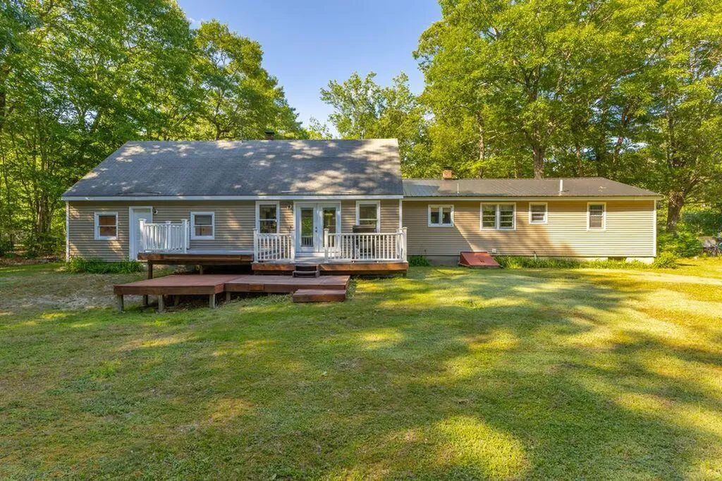 8 Terry Street Gorham ME 04038