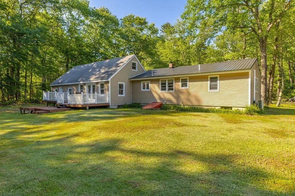 8 Terry Street Gorham ME 04038
