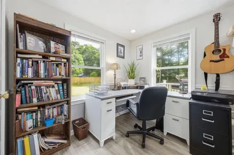 8 Terry Street Gorham ME 04038
