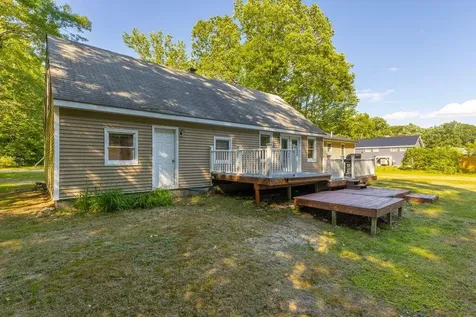 8 Terry Street Gorham ME 04038