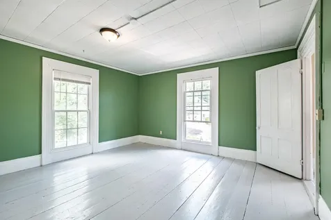 34 Main Street Topsham ME 04086