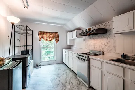 34 Main Street Topsham ME 04086