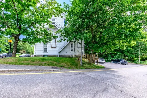 34 Main Street Topsham ME 04086