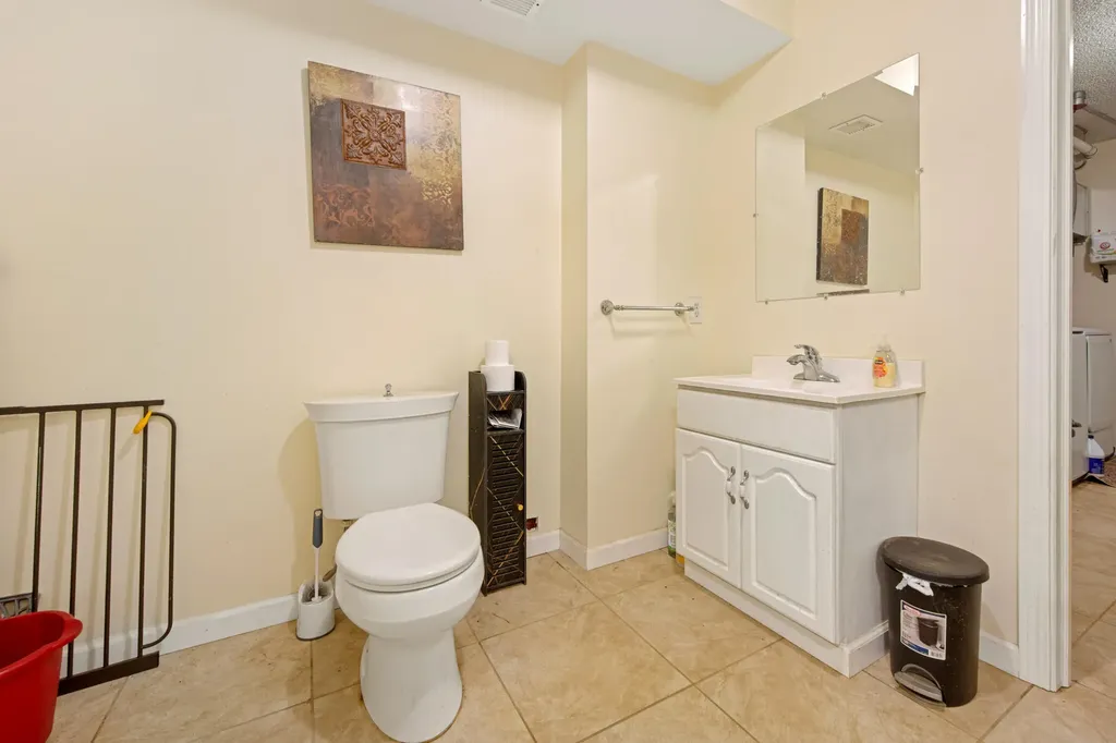 173 County Woods Road Newport ME 04953