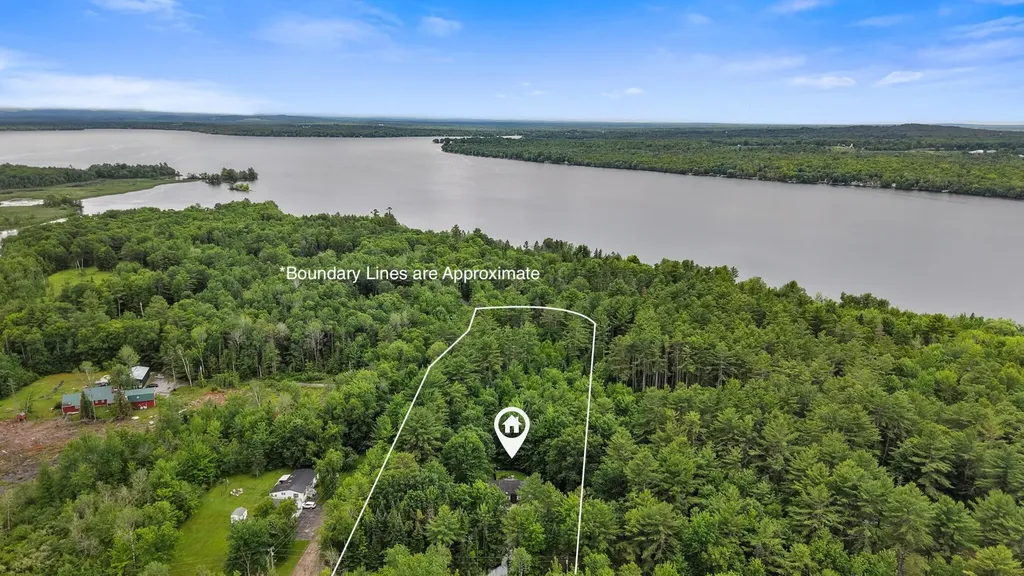 173 County Woods Road Newport ME 04953