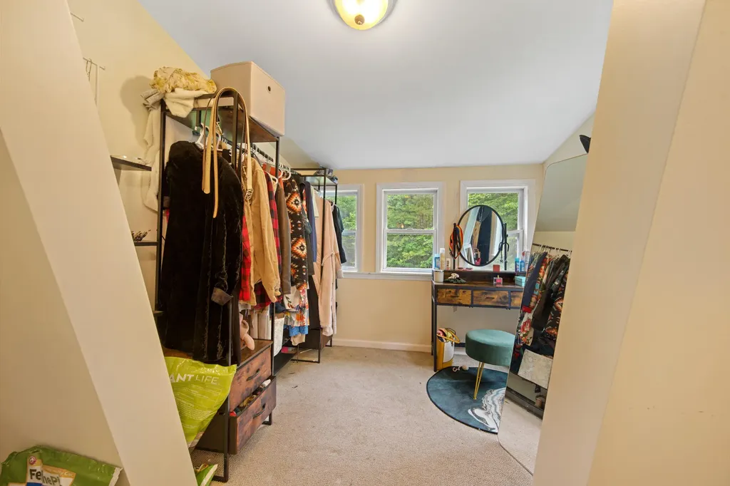 173 County Woods Road Newport ME 04953