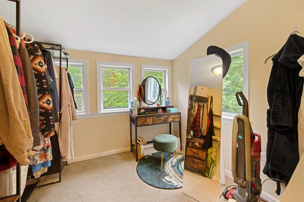 173 County Woods Road Newport ME 04953