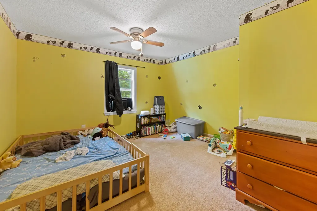 173 County Woods Road Newport ME 04953
