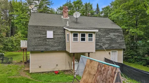 173 County Woods Road Newport ME 04953