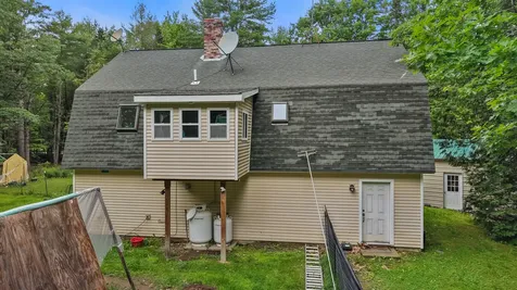 173 County Woods Road Newport ME 04953