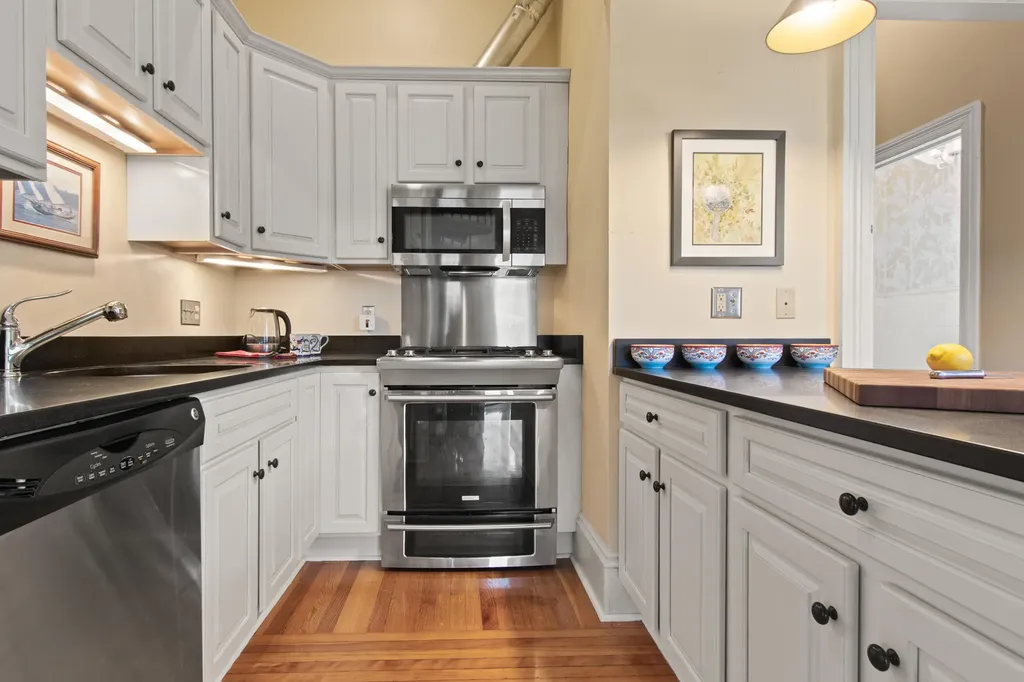 161 Pine Street Portland ME 04102