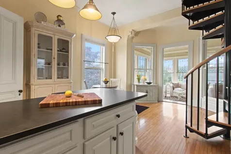 161 Pine Street Portland ME 04102