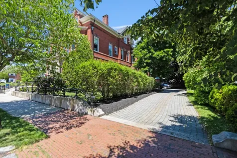 161 Pine Street Portland ME 04102
