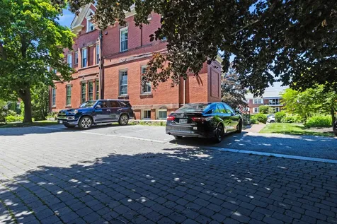 161 Pine Street Portland ME 04102