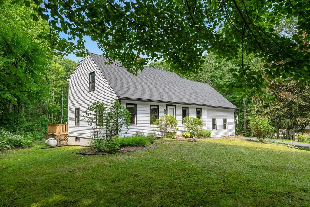 11 Summit Terrace North Yarmouth ME 04097