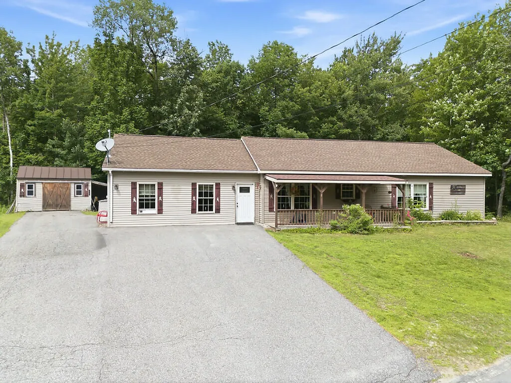 13 Selden Lane Oakland ME 04963
