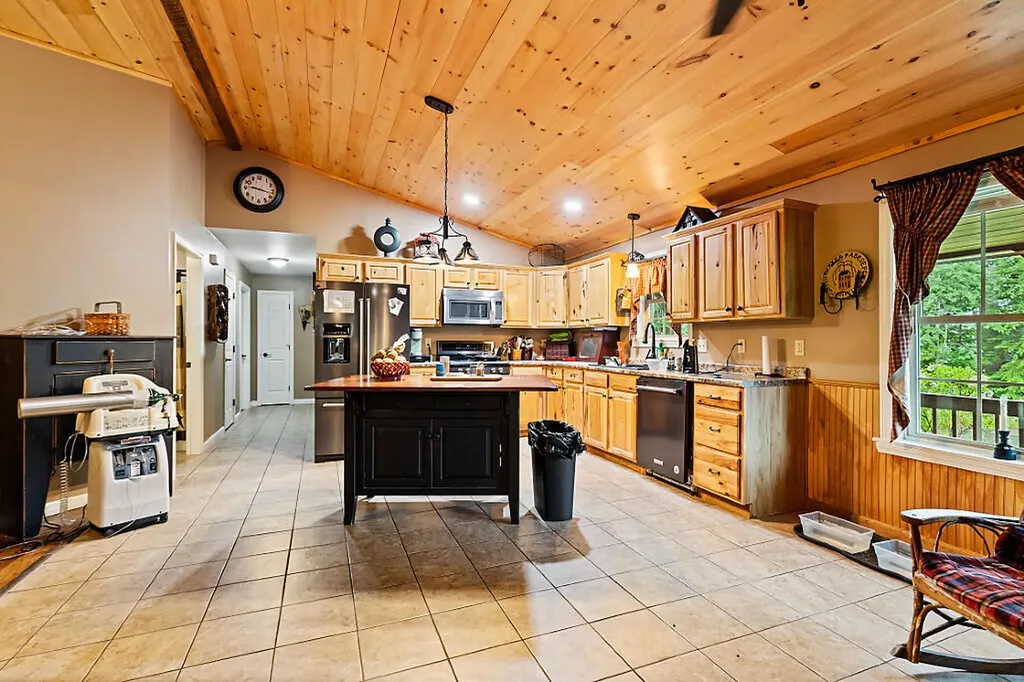 13 Selden Lane Oakland ME 04963