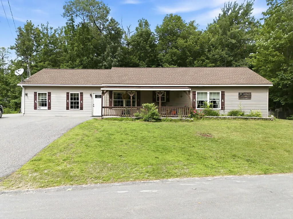 13 Selden Lane Oakland ME 04963