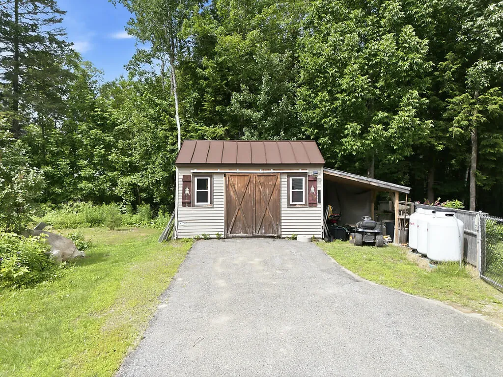 13 Selden Lane Oakland ME 04963