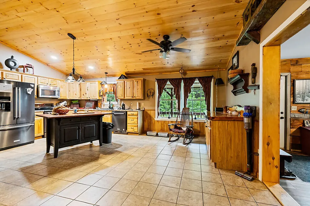 13 Selden Lane Oakland ME 04963