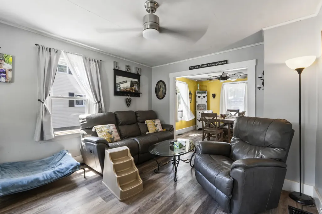 16 Essex Street Sanford ME 04073