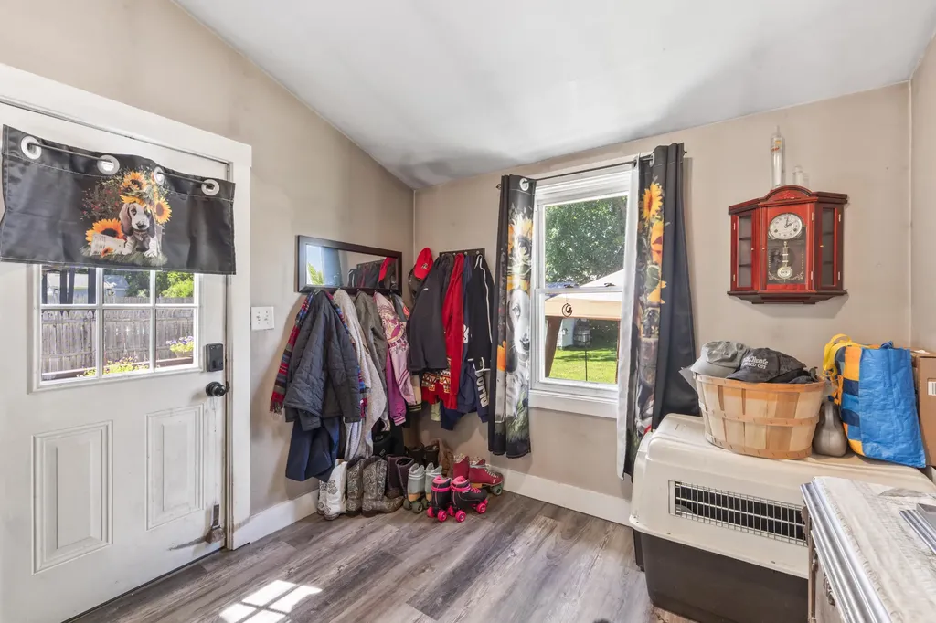 16 Essex Street Sanford ME 04073