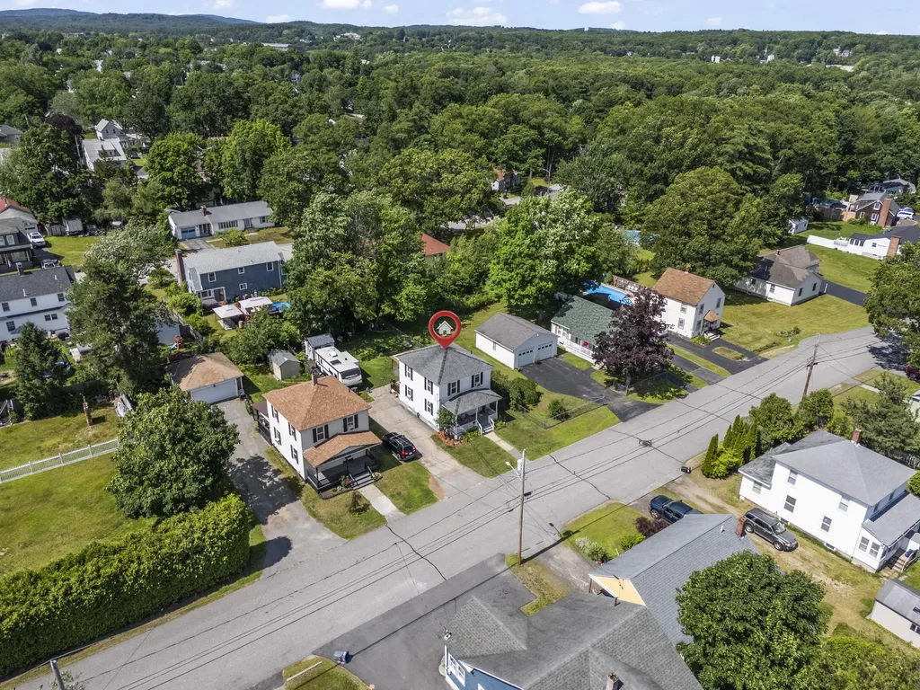 16 Essex Street Sanford ME 04073