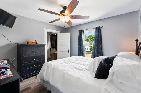 16 Essex Street Sanford ME 04073