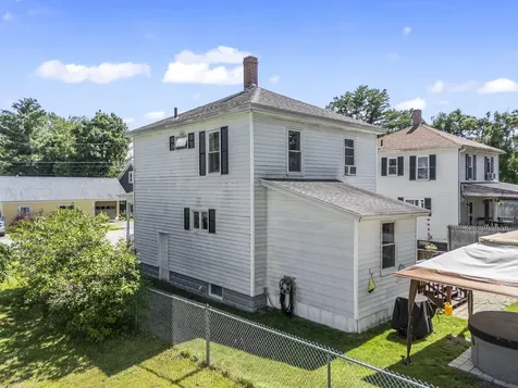 16 Essex Street Sanford ME 04073