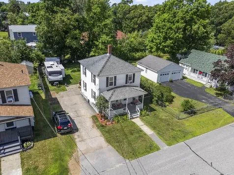 16 Essex Street Sanford ME 04073