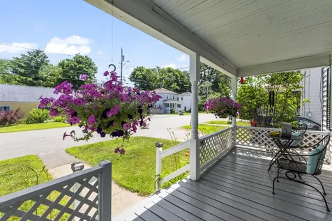 16 Essex Street Sanford ME 04073