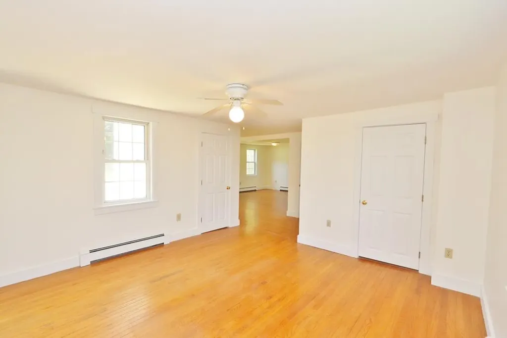 8 Strawberry Lane Rockport ME 04856