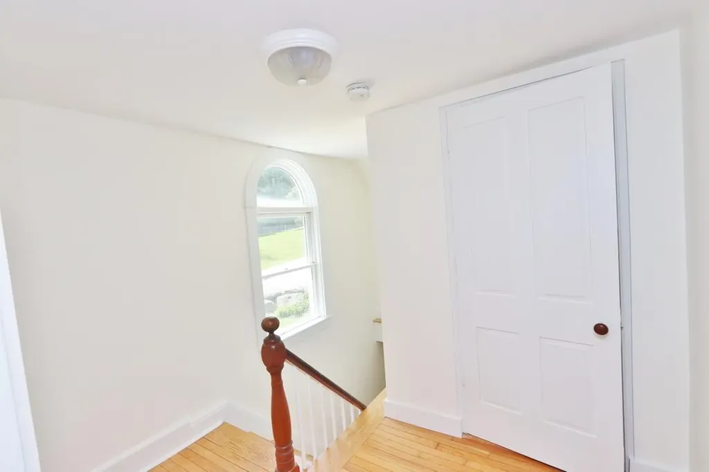 8 Strawberry Lane Rockport ME 04856