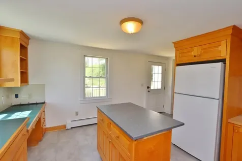 8 Strawberry Lane Rockport ME 04856